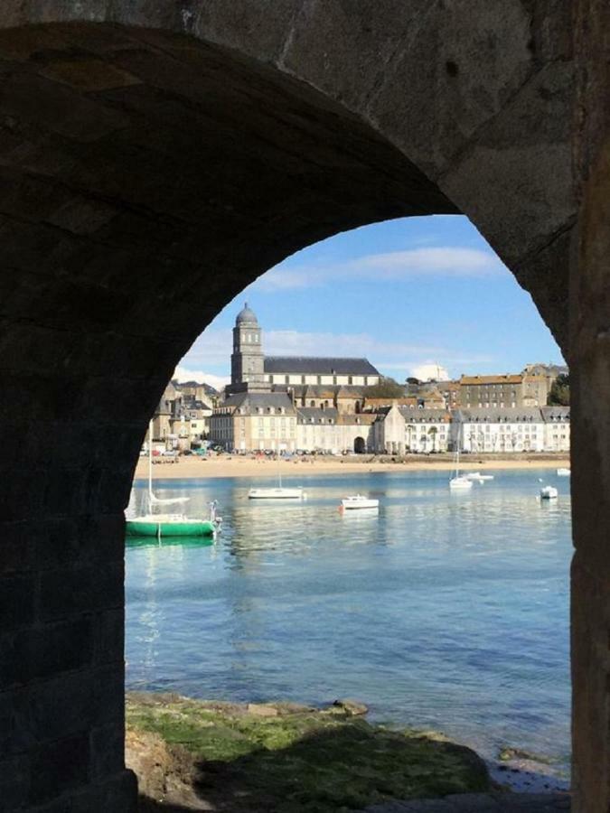 Logement Entier Saint Malo Vue Mer, Proche Ferry, Commerces Et Plage Solidor 50 M المظهر الخارجي الصورة